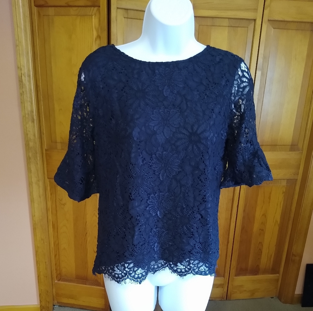 Women's lace top